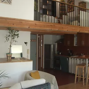 https://les-marchands.aixenprovencehotels.org